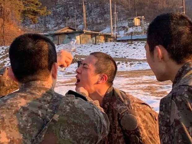 Yeoncheon Military Training Center reveals photos of BTS's Jin during CBR defense + hand grenade training