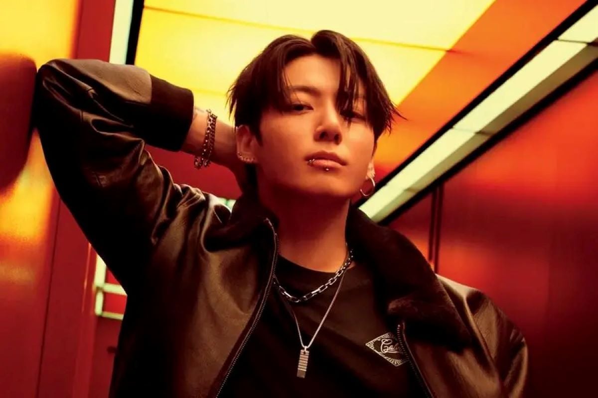 BTS’s Jin Hilariously Admits The Unexpected Reason Why His Stylists Love Him