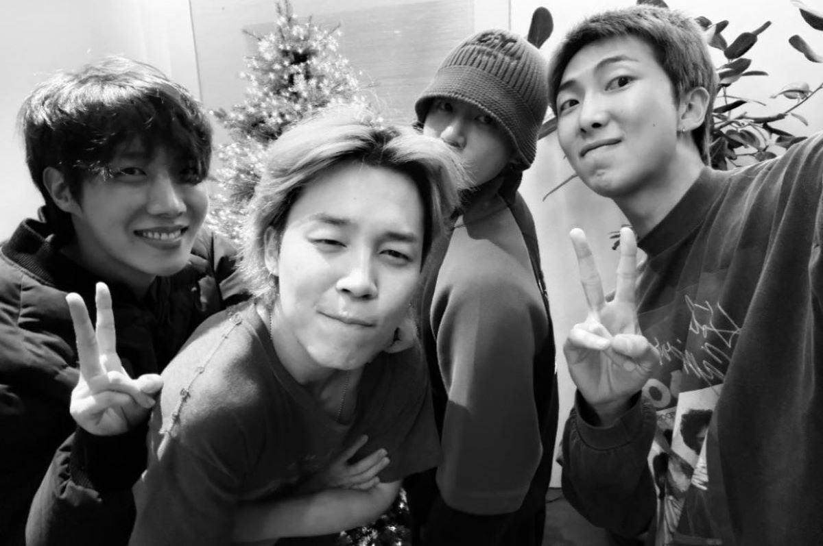 BTS’s Jungkook Garners Attention For His Behavior On A “Date”