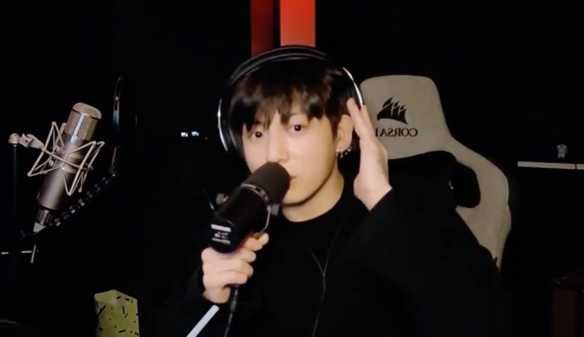 “Jungkook Effect” strikes again as the pajama set wore by Jungkook on his birthday live gets sold out immediately